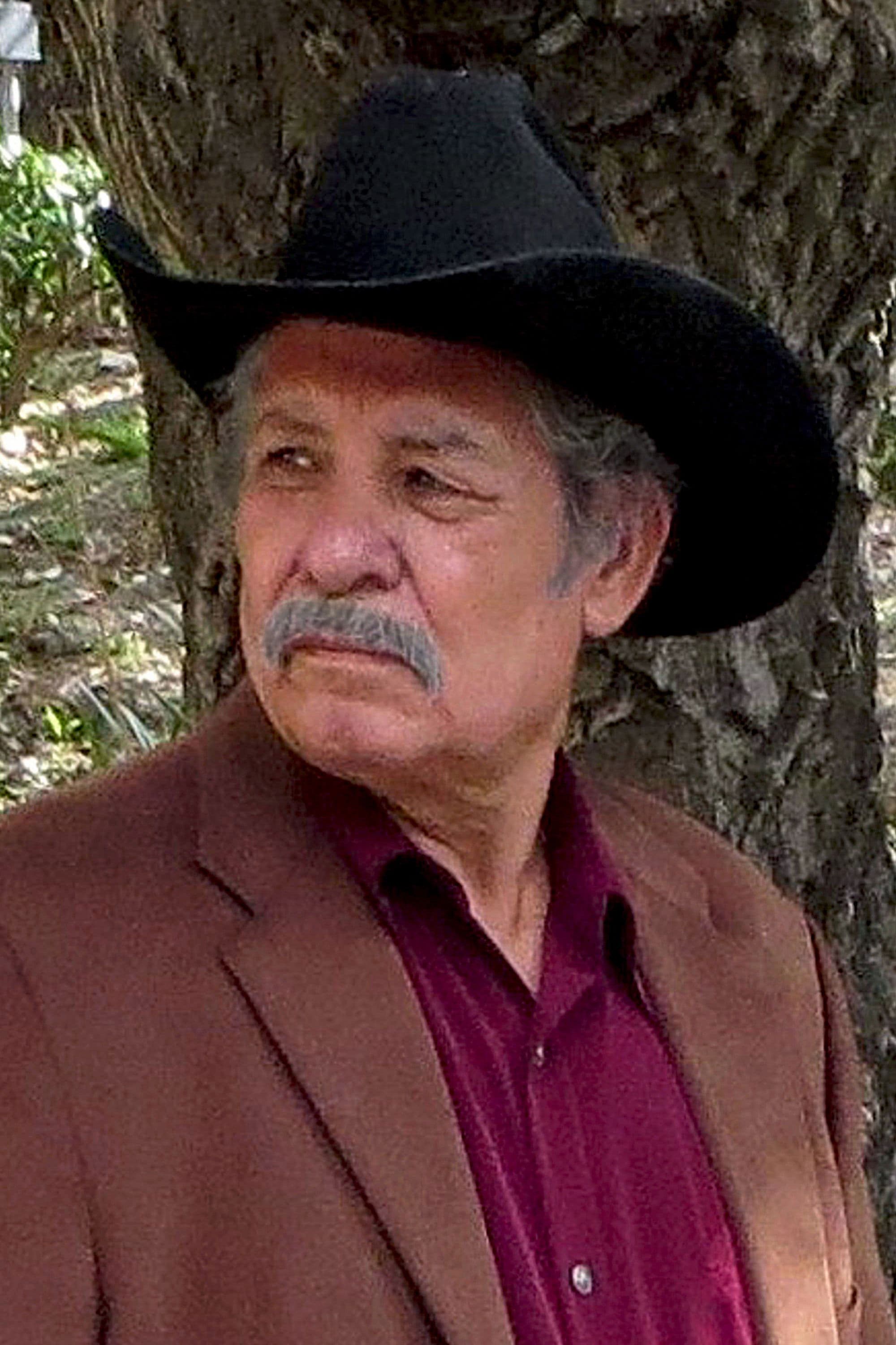 Alberto Pantoja