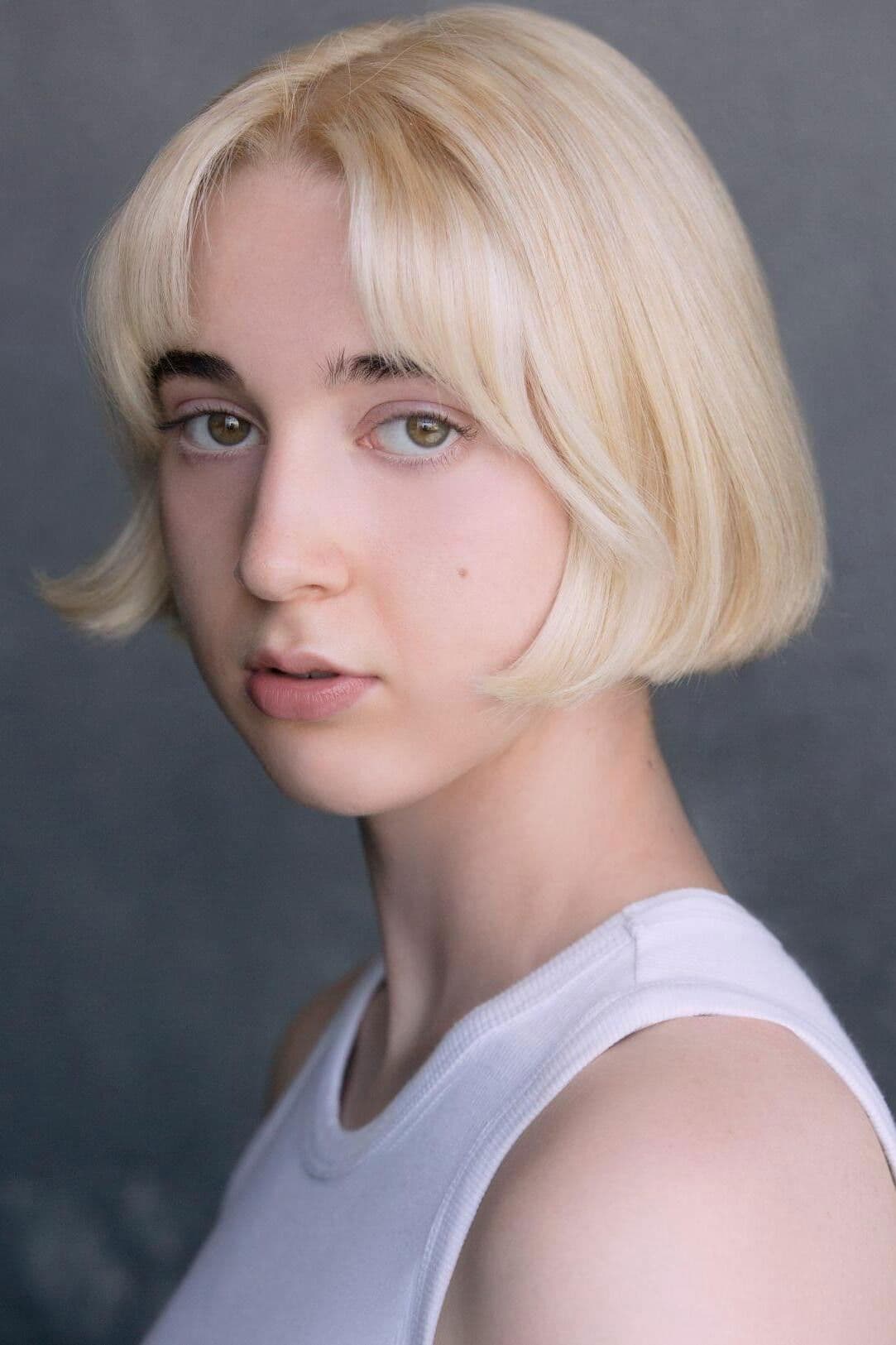 Maisie Ayres