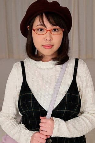 Eimi Suzukawa